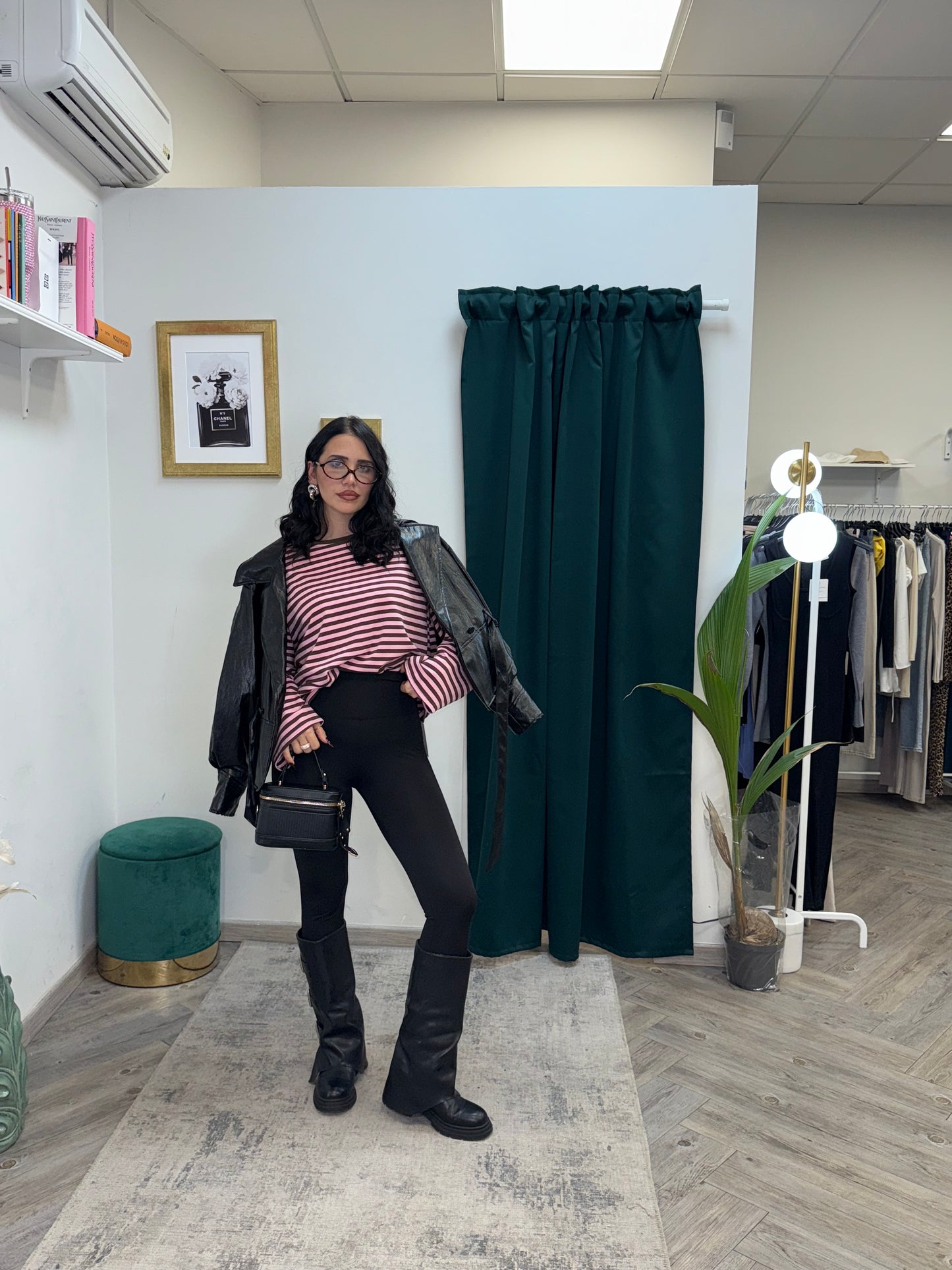 Maglia over Elizabeth